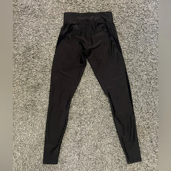Puma “Explosive Tights” | Black Leggings w/ Velvet Side Accents | Size Medium - Picture 7 of 10